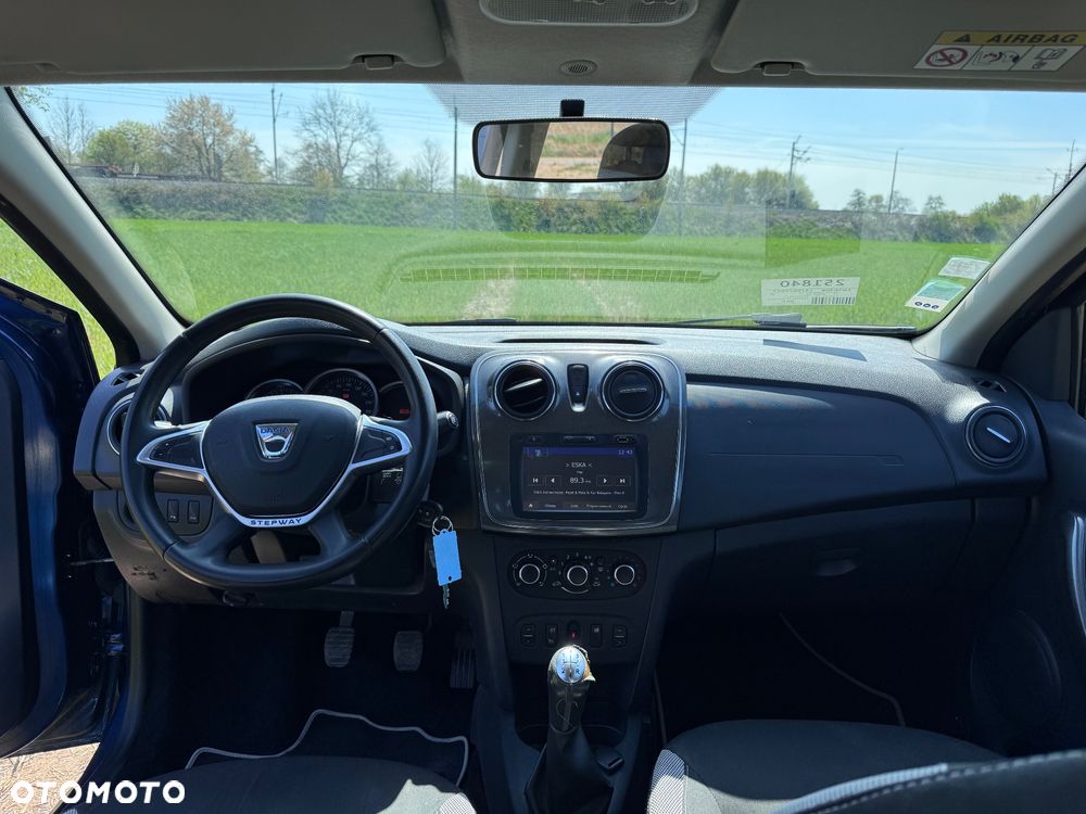 Dacia Sandero Stepway TCe 90 (S&S) Celebration - 14