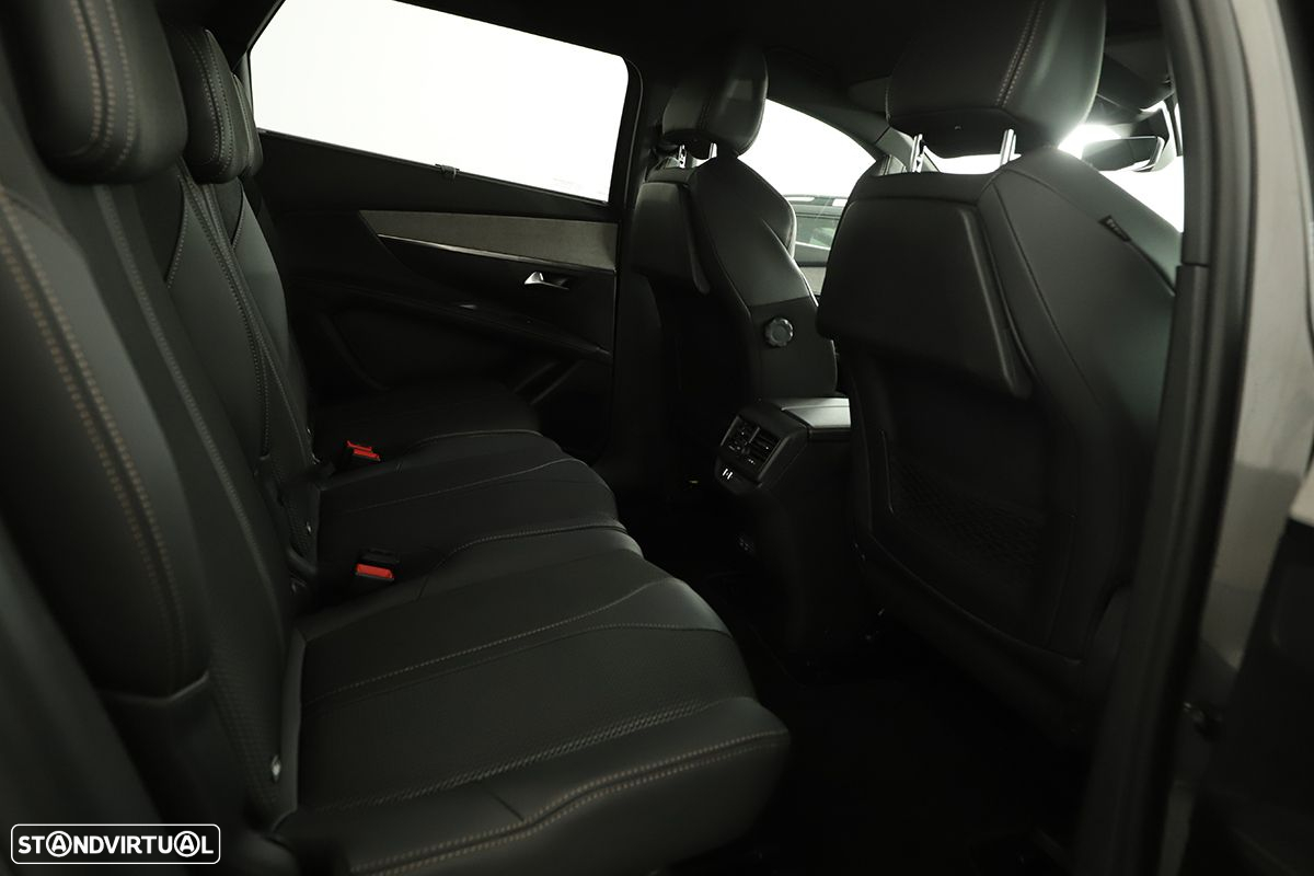 Peugeot 5008 1.2 PureTech GT EAT8 - 22