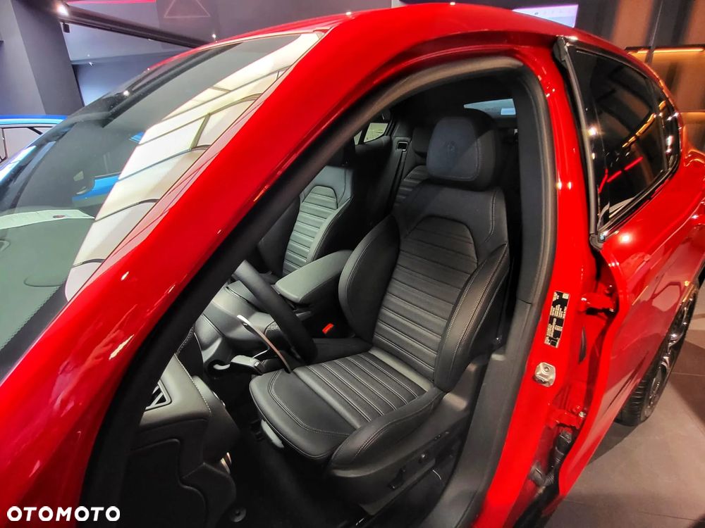 Alfa Romeo Stelvio 2.0 Turbo Sprint Q4 - 9
