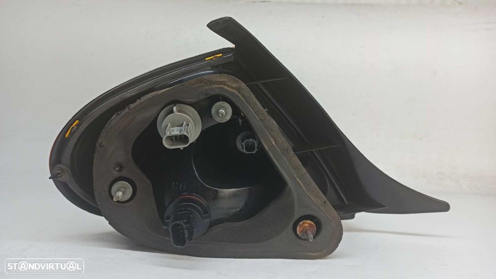 FAROLIM TRASEIRO DIREITO CHRYSLER NEON (PL) 1.6 LE - 2