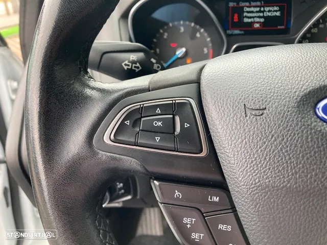 Ford Focus 1.5 TDCi ST-Line - 15
