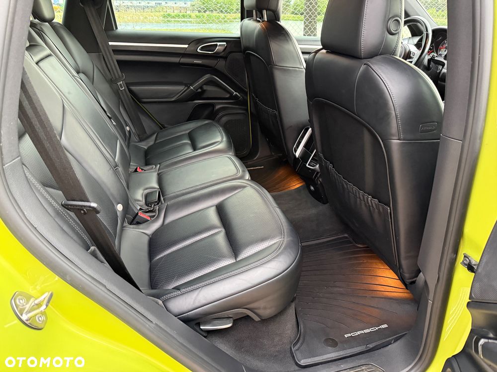 Porsche Cayenne S Diesel - 14