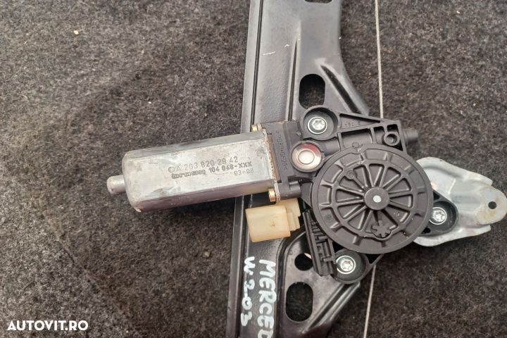 Macara geam spate stanga electrica A2038202942 104048XXX A2038202942 - 2