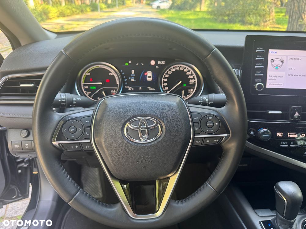 Toyota Camry 2.5 Hybrid Executive CVT - 16