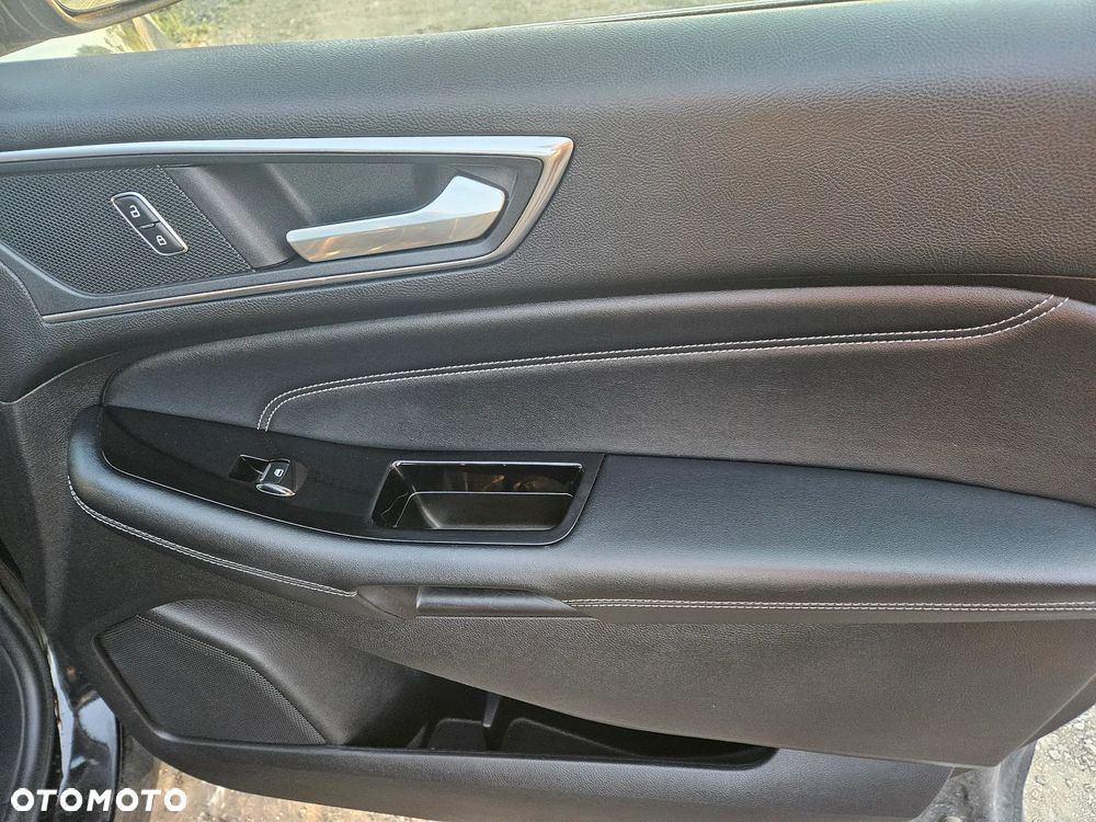 Ford Edge - 19