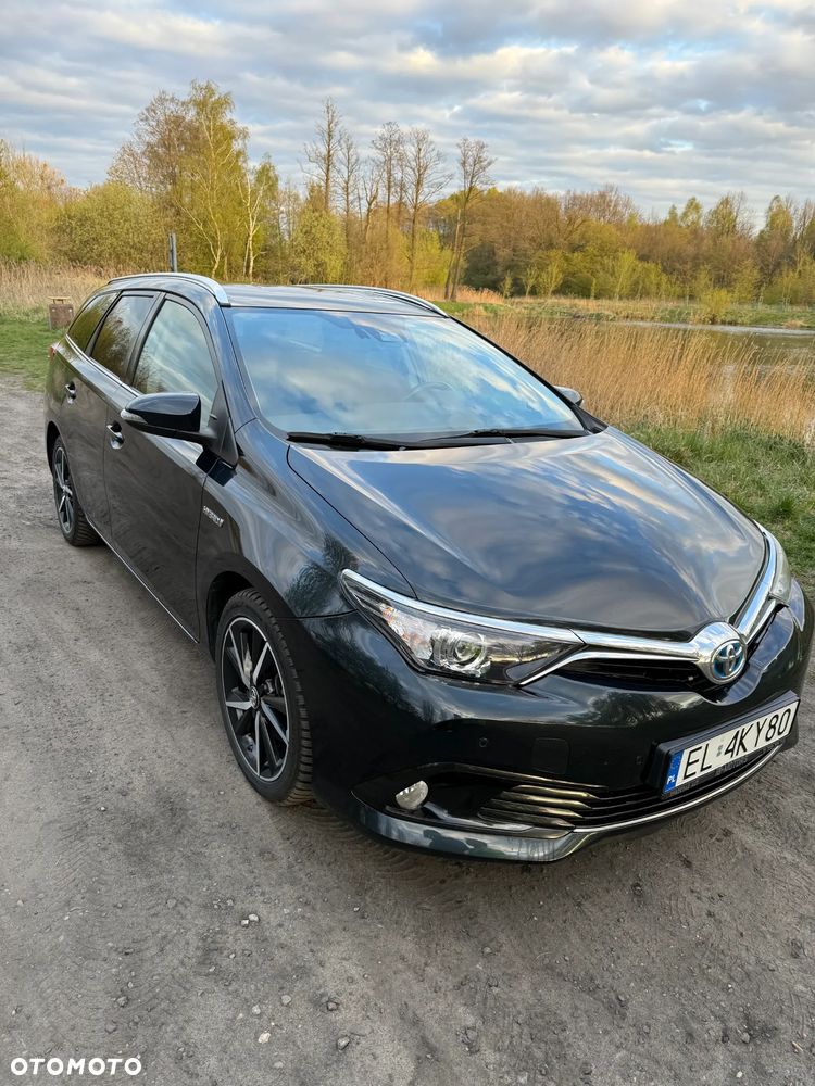 Toyota Auris Hybrid 135 Selection - 3