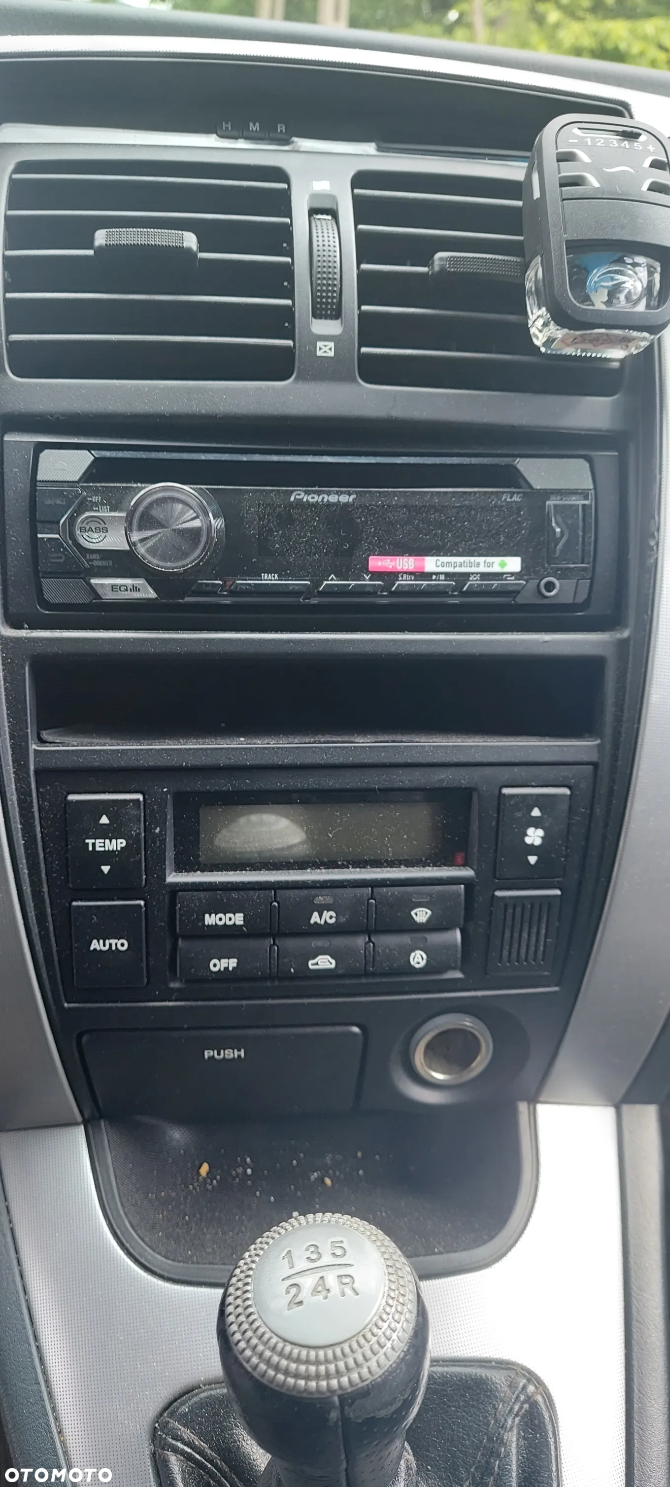 Hyundai Tucson 2.0 Comfort 2WD - 12