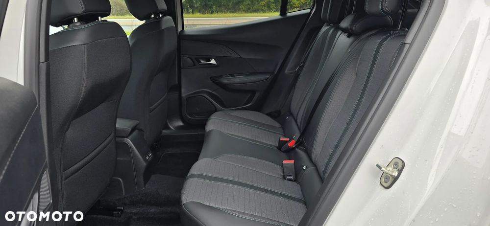 Peugeot 2008 PureTech 100 Stop&Start Active - 12