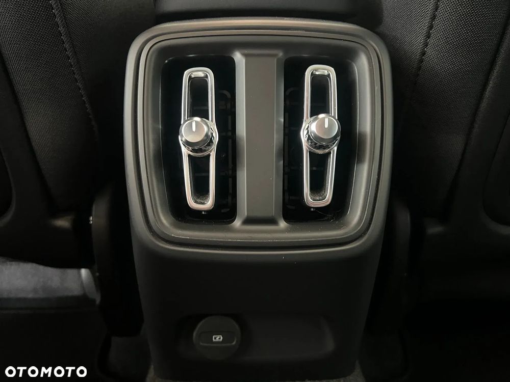 Volvo C40 Recharge Extended Range Plus - 30