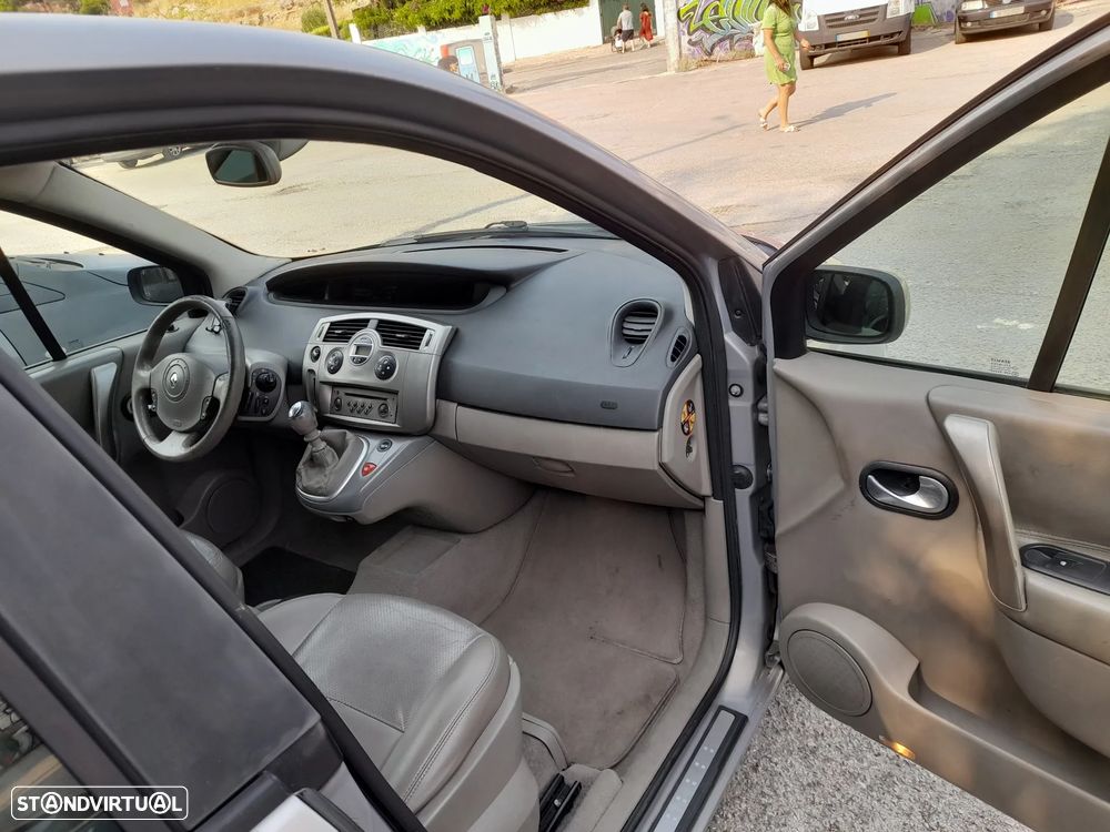Renault Grand Scénic 1.5 dCi Dynamique Luxe - 6