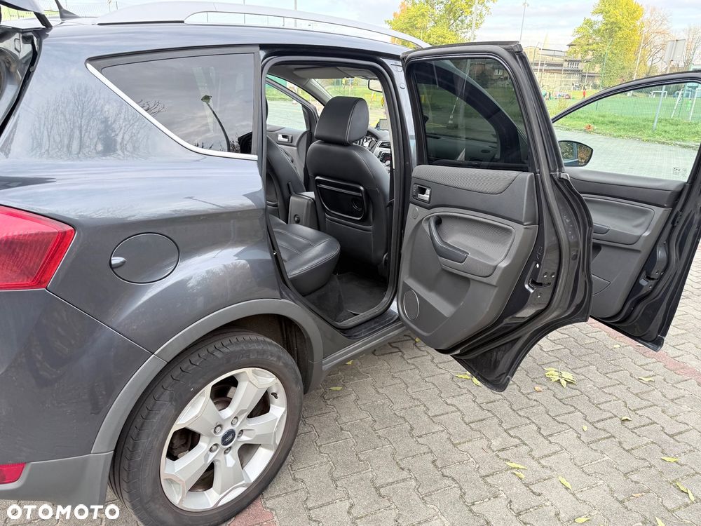 Ford Kuga 2.0 TDCi Titanium - 11