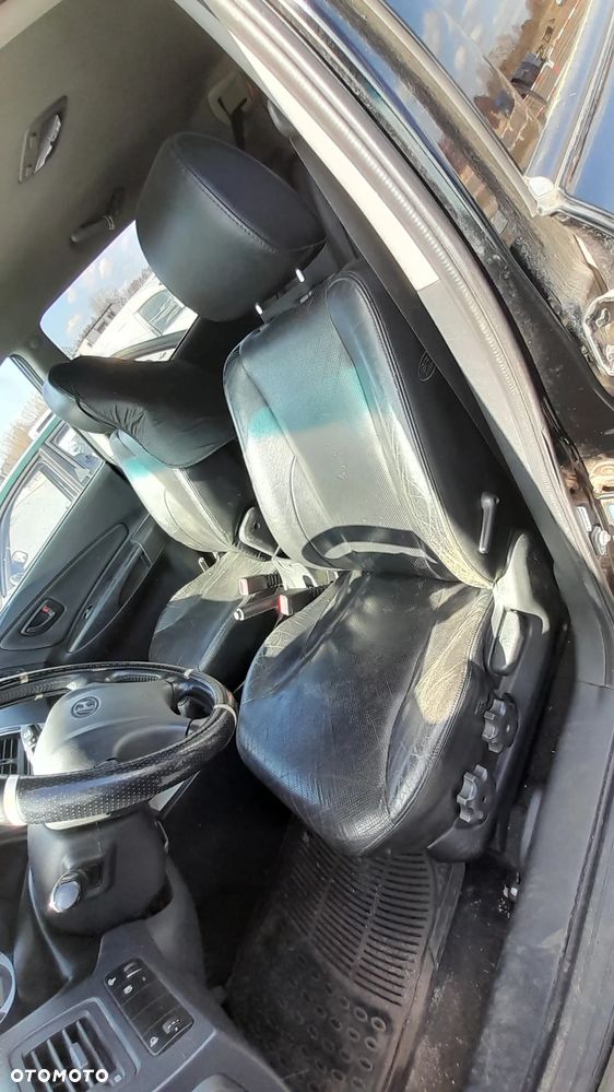 HYUNDAI TUCSON I FOTEL SKÓRA LEWY KIEROWCY PRAWY PASAŻERA PRZEDNI PRZÓD EB nr. 1/4 - 1