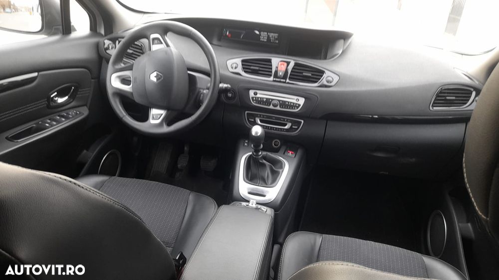 Renault Grand Scenic - 3