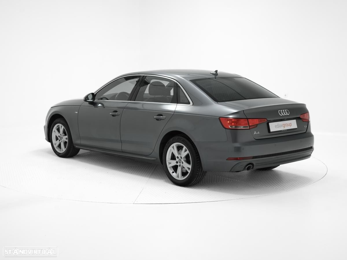 Audi A4 2.0 TDI - 4