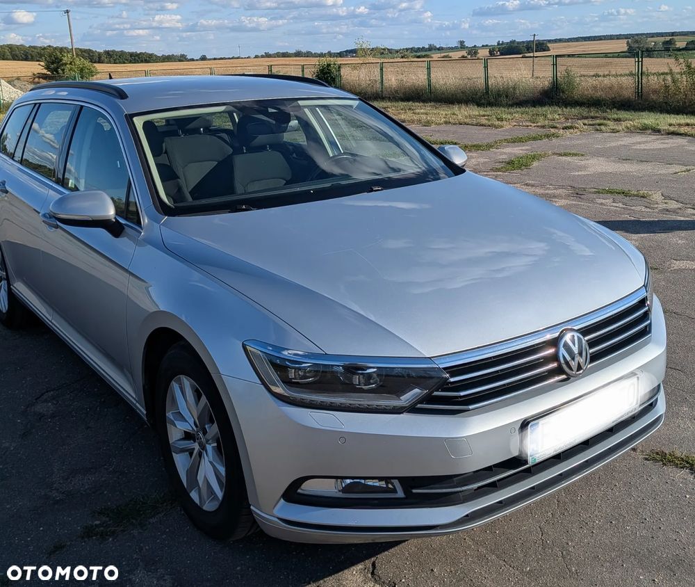 Volkswagen Passat 2.0 TDI SCR Comfortline DSG - 10