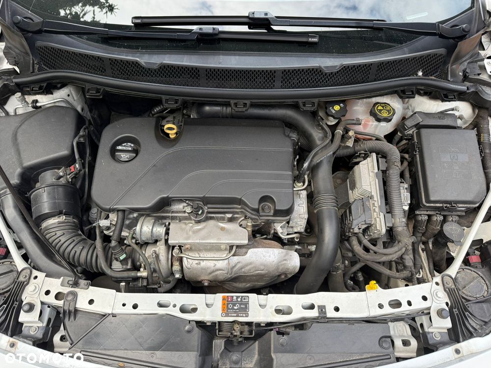 Opel Astra 1.4 T GPF Enjoy S&S - 9