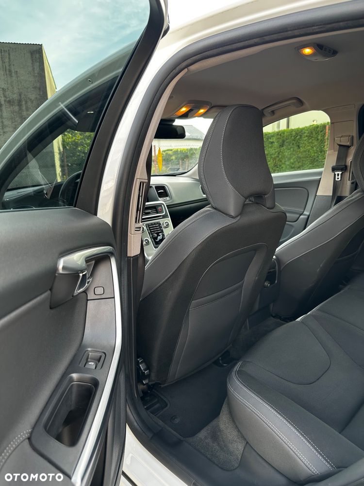 Volvo S60 - 13