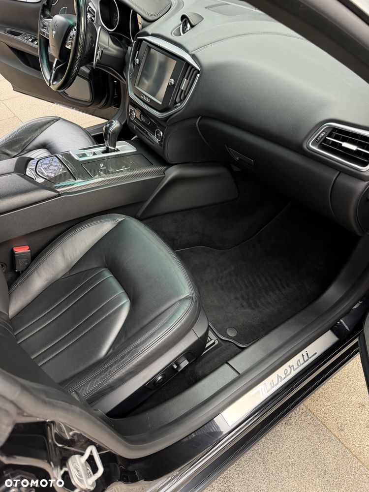 Maserati Ghibli S Q4 - 10
