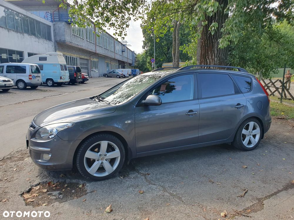 Hyundai i30 1.6 CRDi Comfort - 1