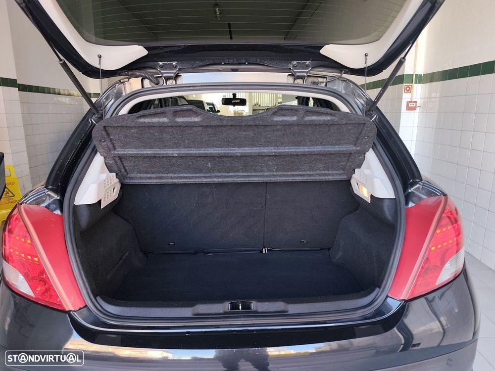 Peugeot 207 1.4 16V Active - 15