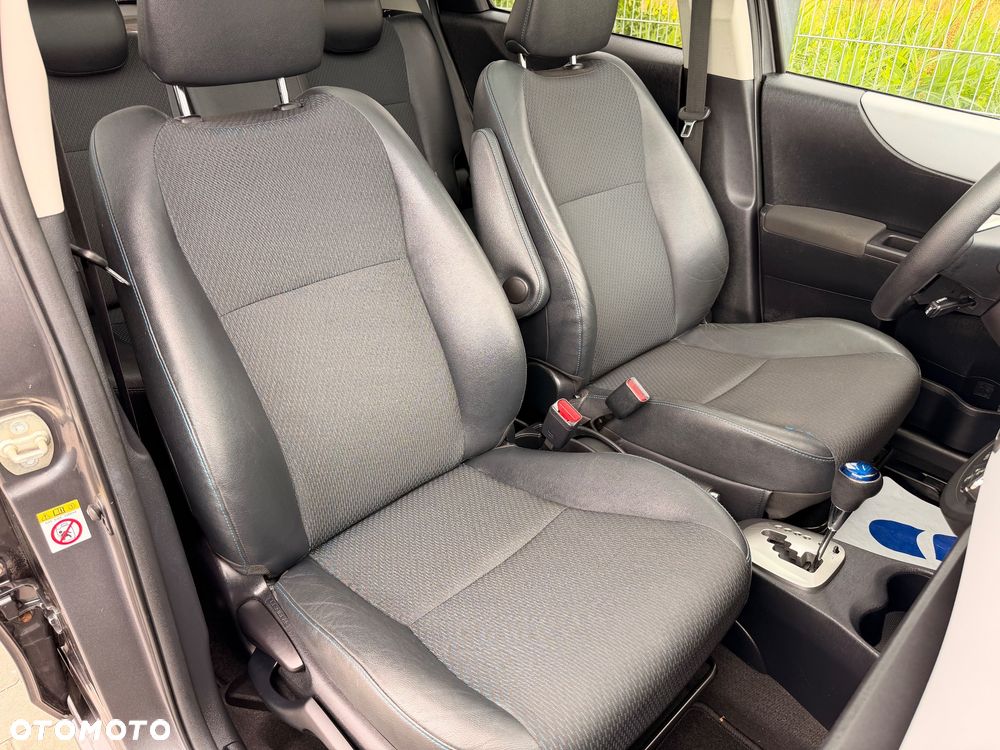 Toyota Yaris - 15