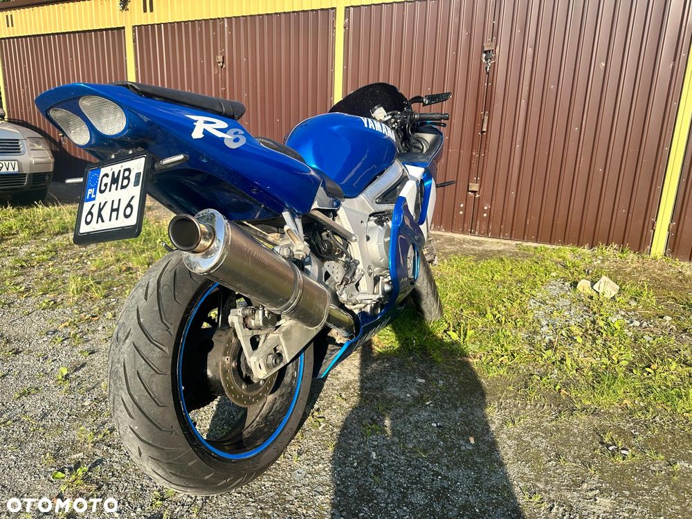 Yamaha R6 - 8