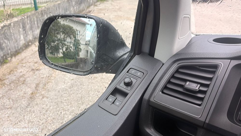 VW Transporter T6 Longa - 30