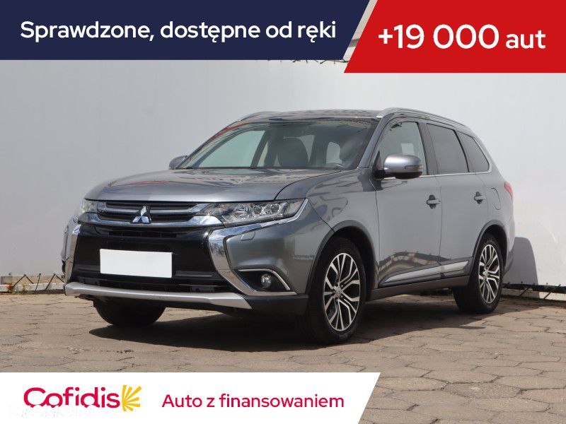 Mitsubishi Outlander - 2