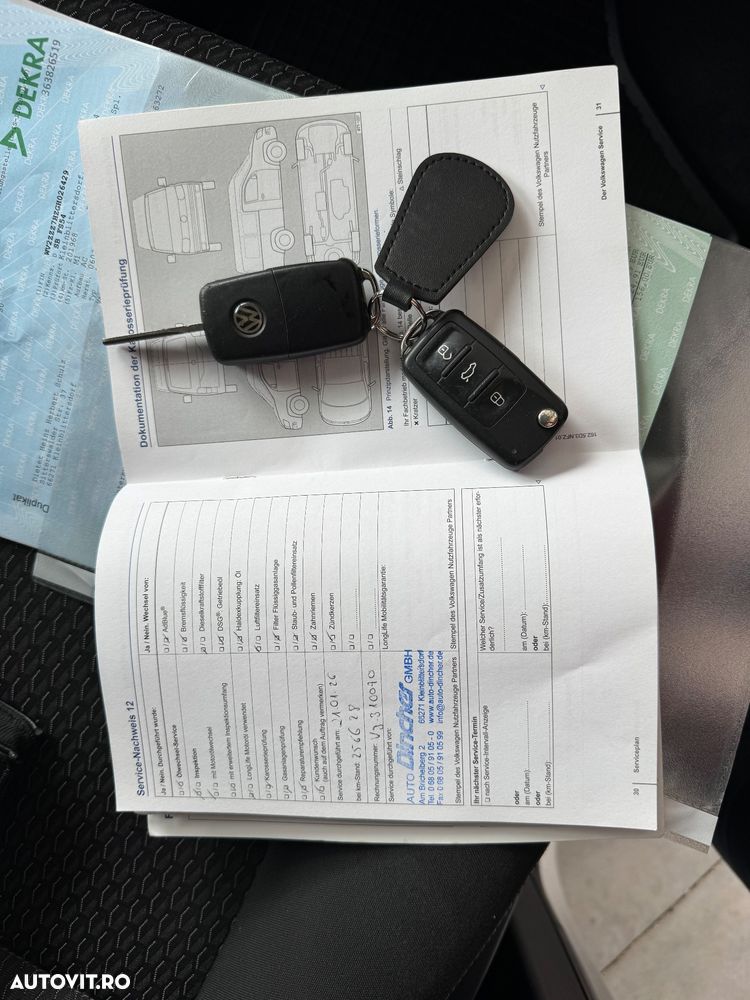 Volkswagen Multivan - 34