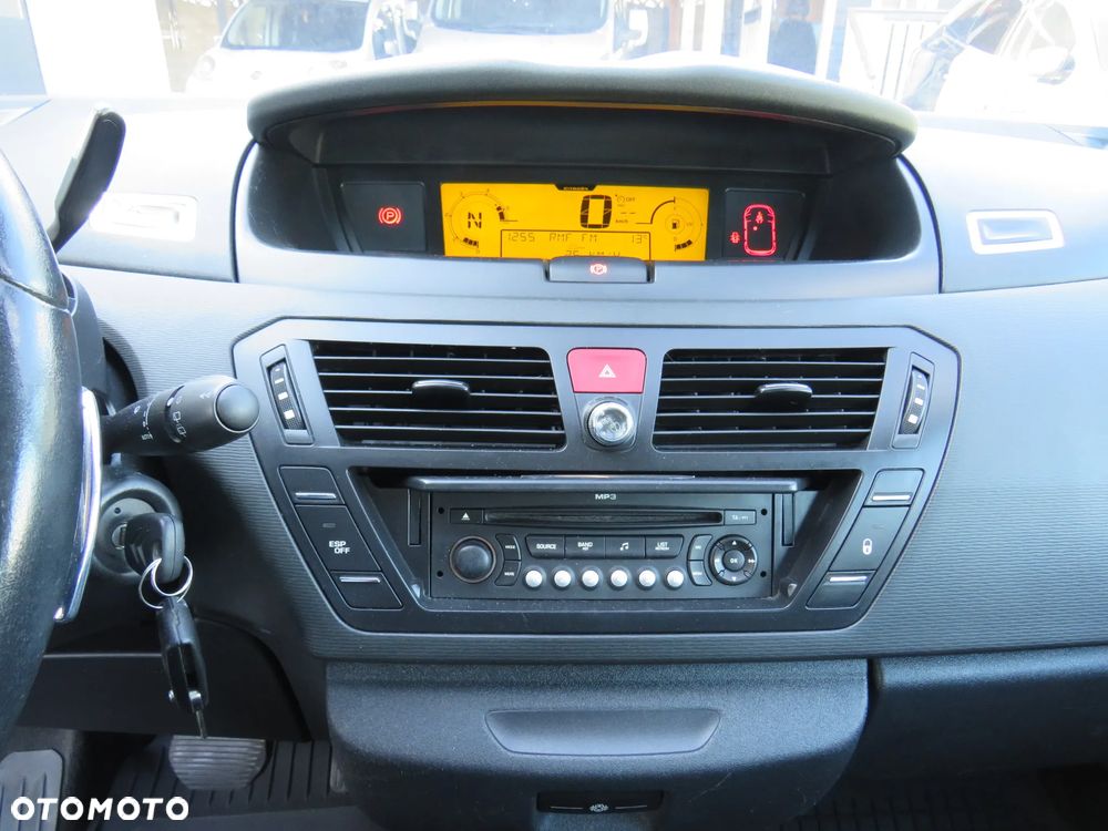 Citroën C4 Picasso 1.6 HDi FAP EGS6 C-Chic - 24