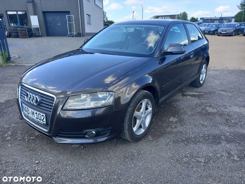 Audi A3 3-drzwiowe 1.6 Ambiente - 1