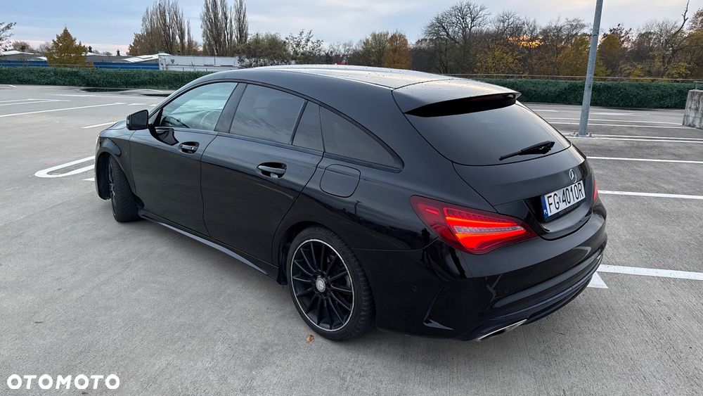 Mercedes-Benz CLA 180 7G-DCT AMG Line - 4