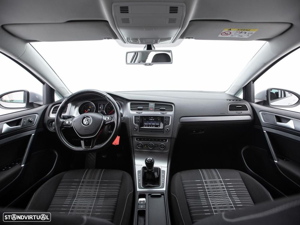 VW Golf - 7