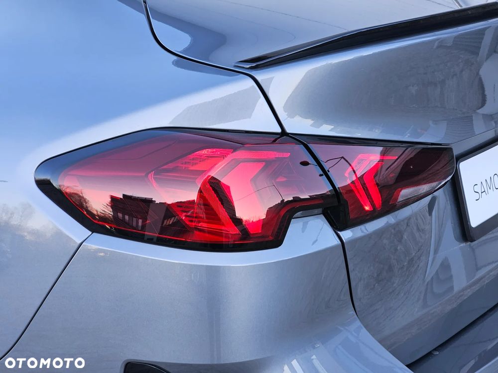 BMW Seria 2 218d M Sport sport - 9