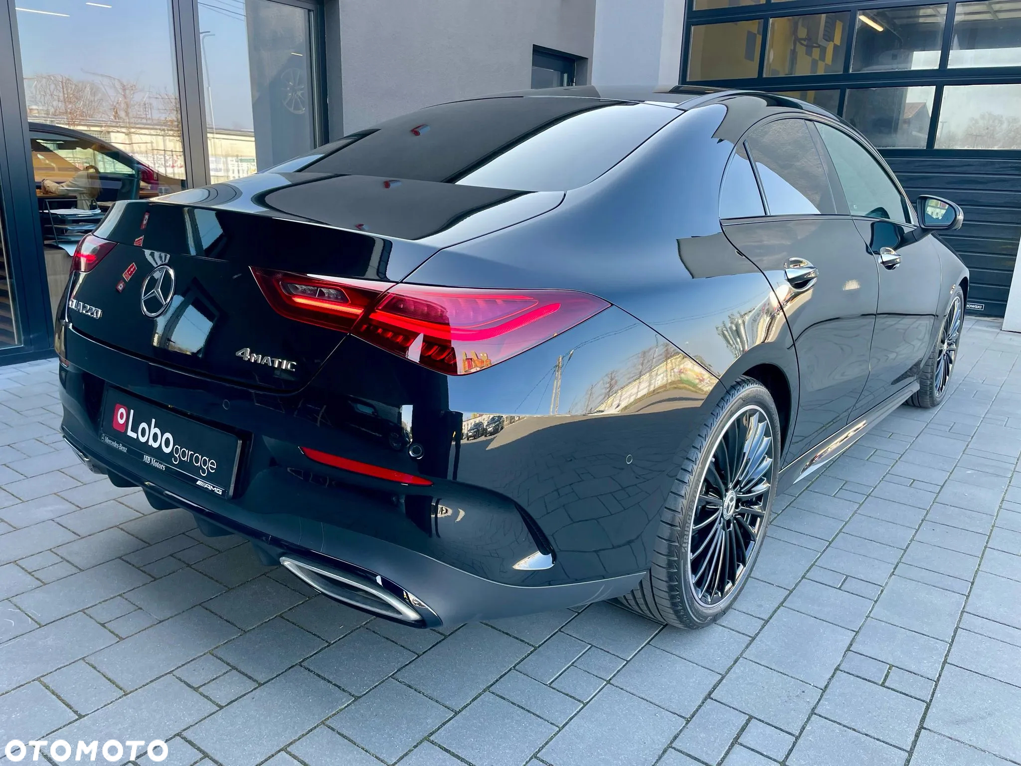 Mercedes-Benz CLA 220 4-Matic AMG Line 7G-DCT - 18