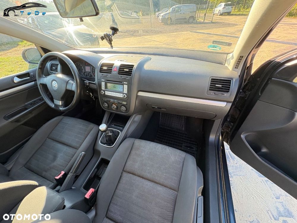 Volkswagen Golf 1.6 United - 26