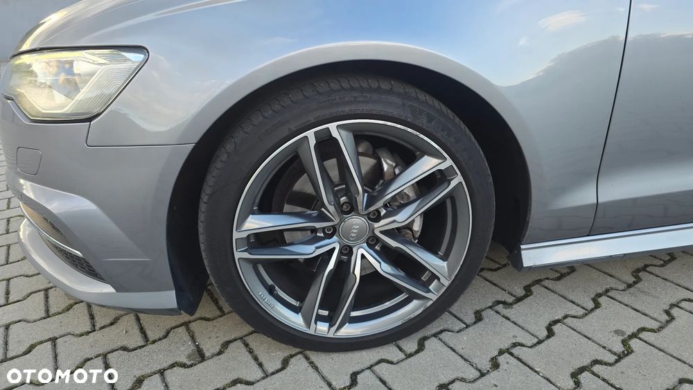 Audi A6 Avant 2.0 TDI quattro S tronic - 12