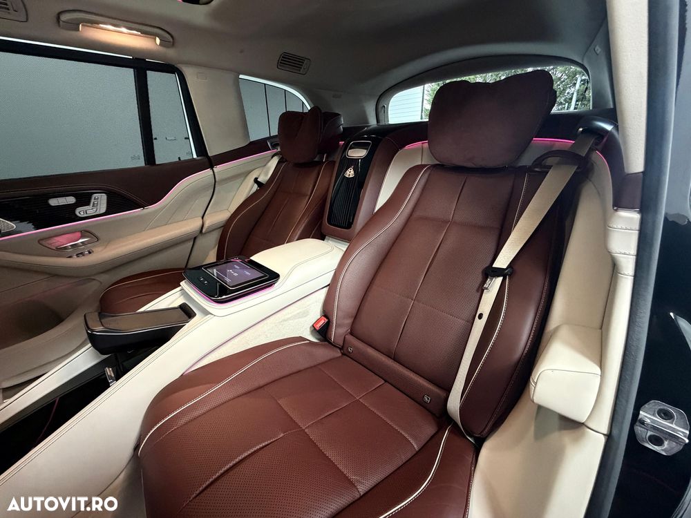 Mercedes-Benz GLS Maybach 600 4Matic 9G-TRONIC - 34