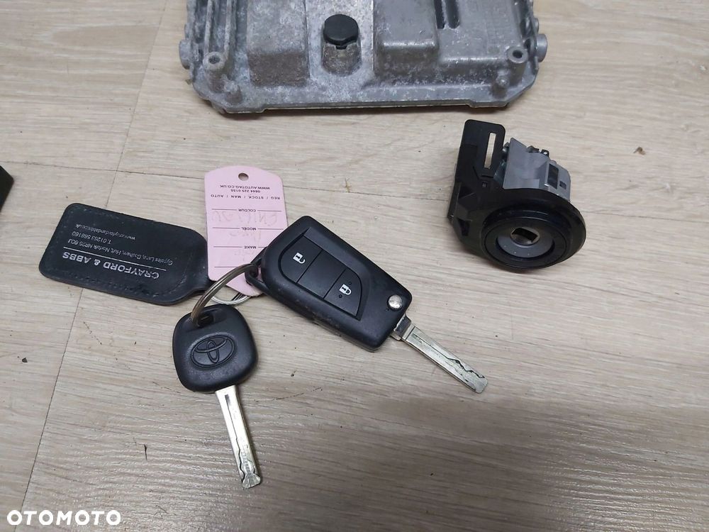 Toyota AYGO II komputer silnika 1,0 89661-0H430 kluczyk stacyjka - 2
