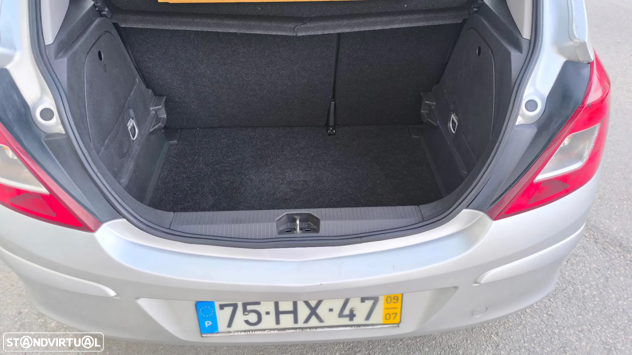 Opel Corsa 1.2 Cosmo - 12
