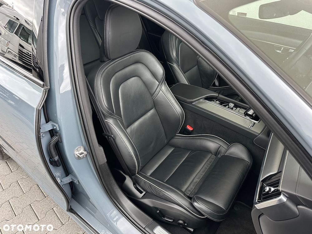 Volvo V90 B4 D AWD Geartronic RDesign - 21
