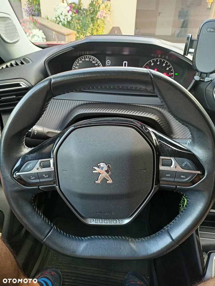 Peugeot 2008 1.2 PureTech Active S&S - 12