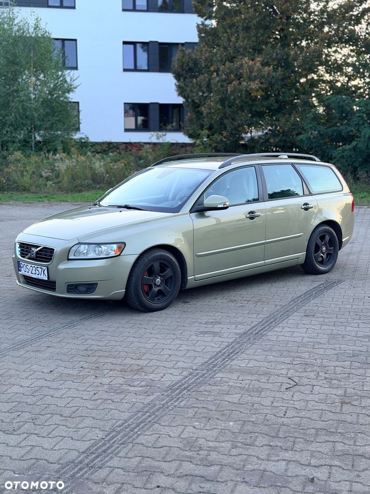 Volvo V50 - 1