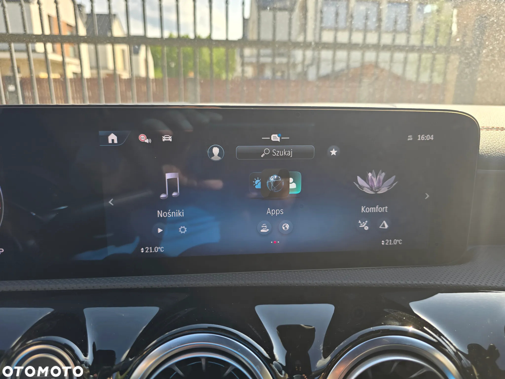 Mercedes-Benz CLA 200 AMG Line 7G-DCT - 30