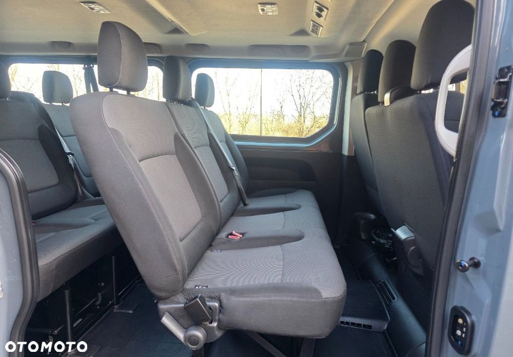 Renault Trafic - 26
