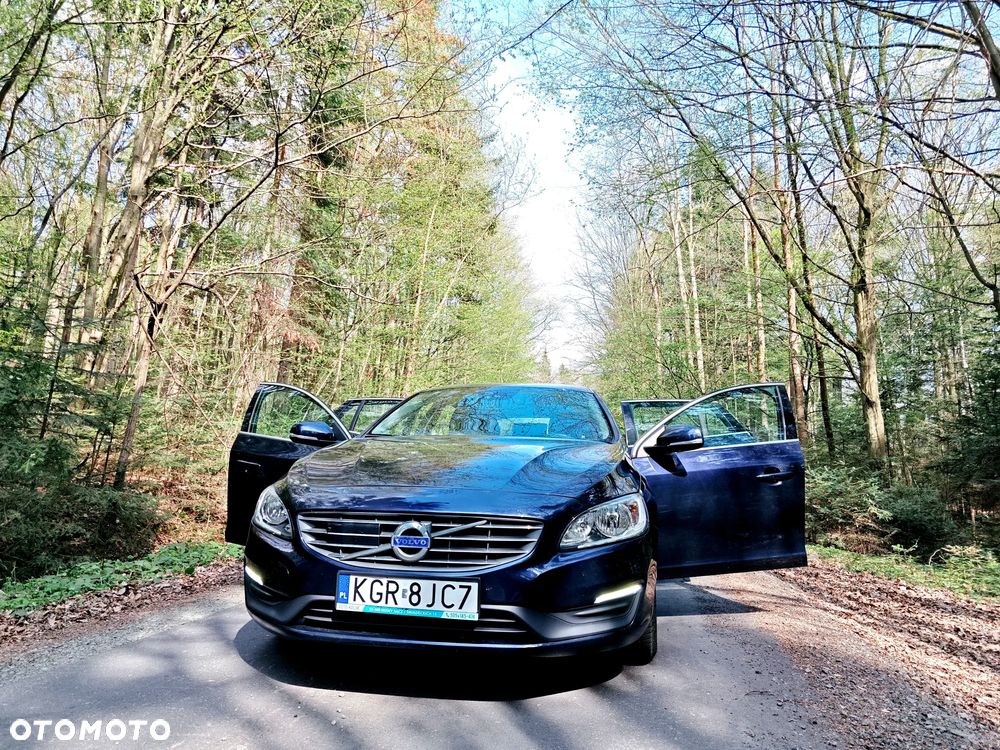 Volvo V60 D4 Drive-E Dynamic Edition (Momentum) - 5