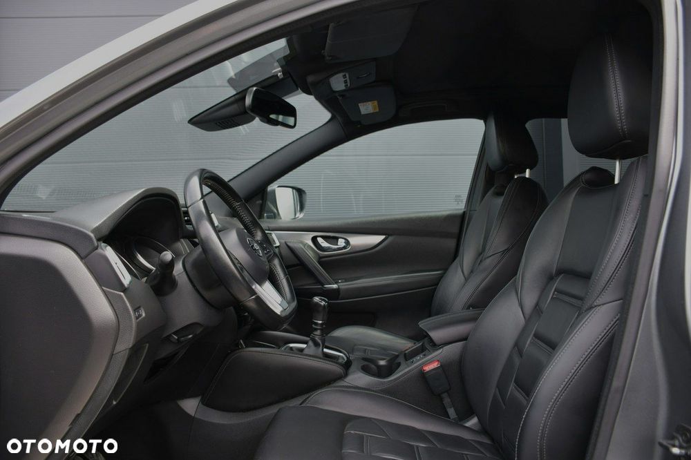 Nissan Qashqai 1.2 DIG-T Tekna EU6 - 13