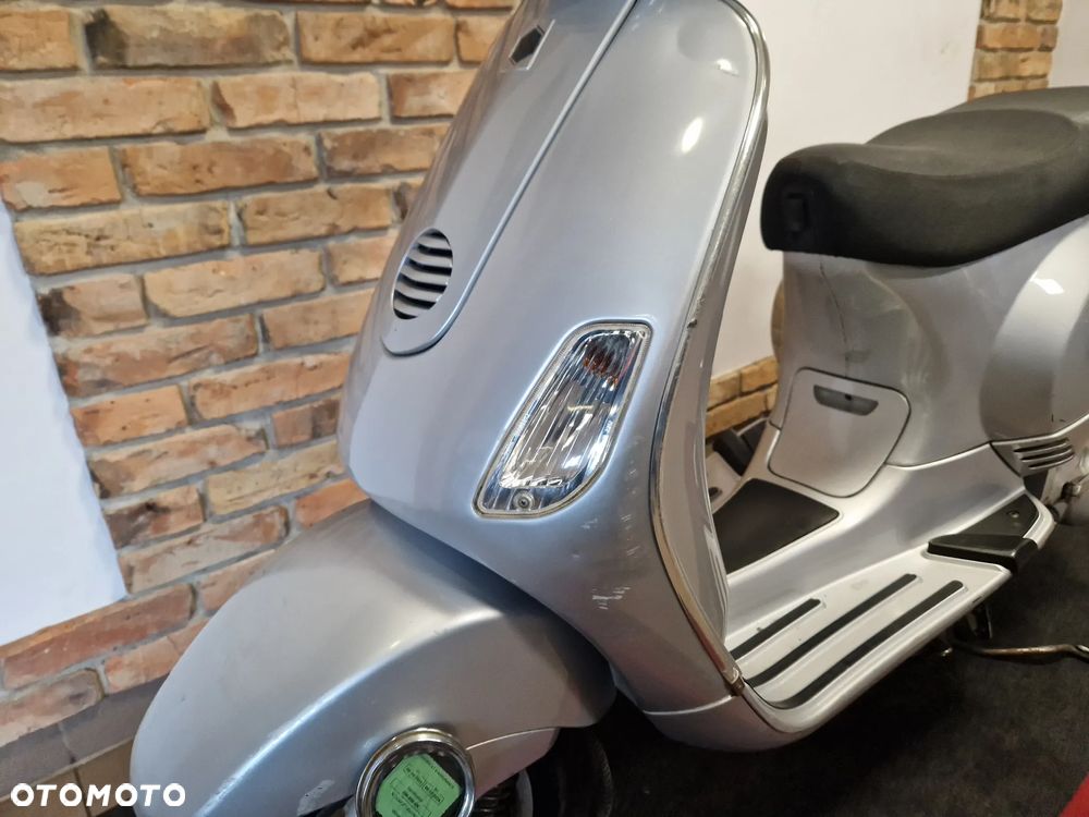 Vespa LX - 26
