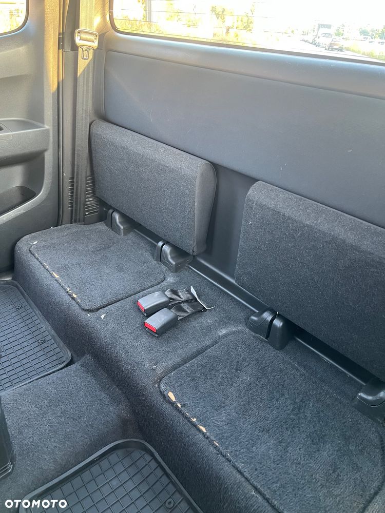 Isuzu D-Max - 28