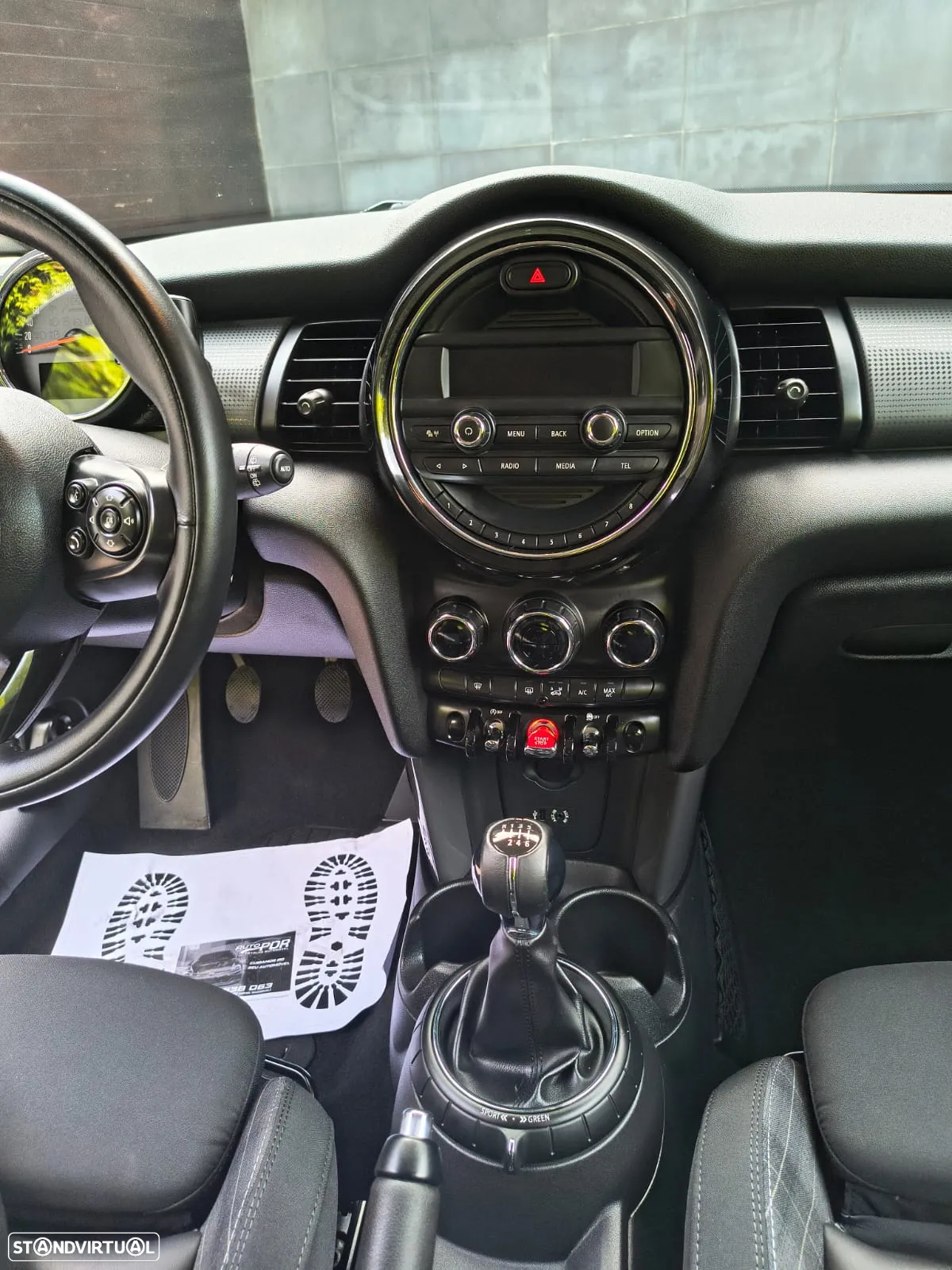 MINI 3 Portas - 17